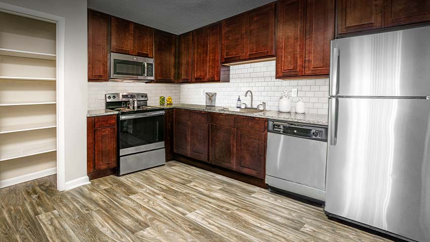 The Park at Buckingham Apartment Homes 15 Renovated affordable apartments near Homewood, AL.